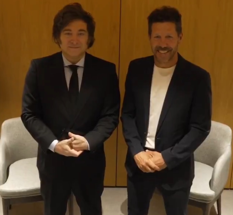 El video del encuentro de Javier Milei con Diego Simeone: “Yo jugué contra vos”