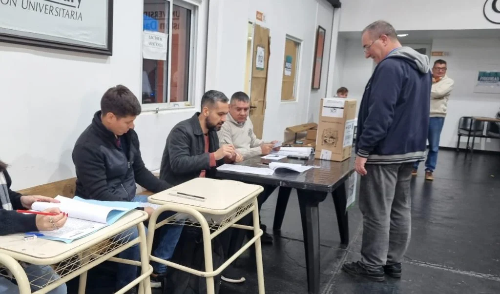 Misiones va a las urnas con el voto electrónico y la Ley de Lemas