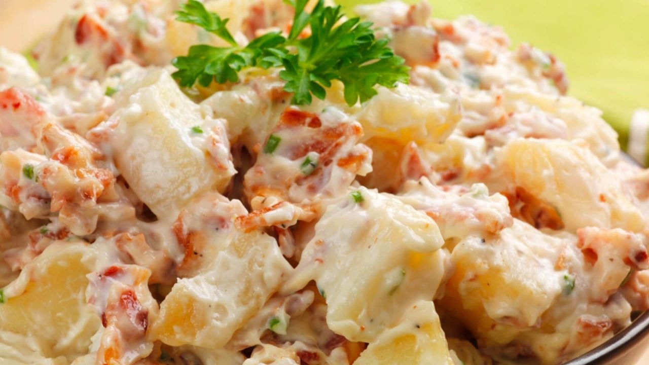 Receta sencilla y deliciosa: ensalada de atún, huevo y papas