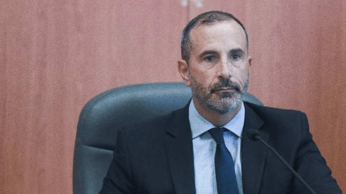 El juez que debía resolver sobre Cristina Kirchner se tomó licencia: quién lo reemplazará