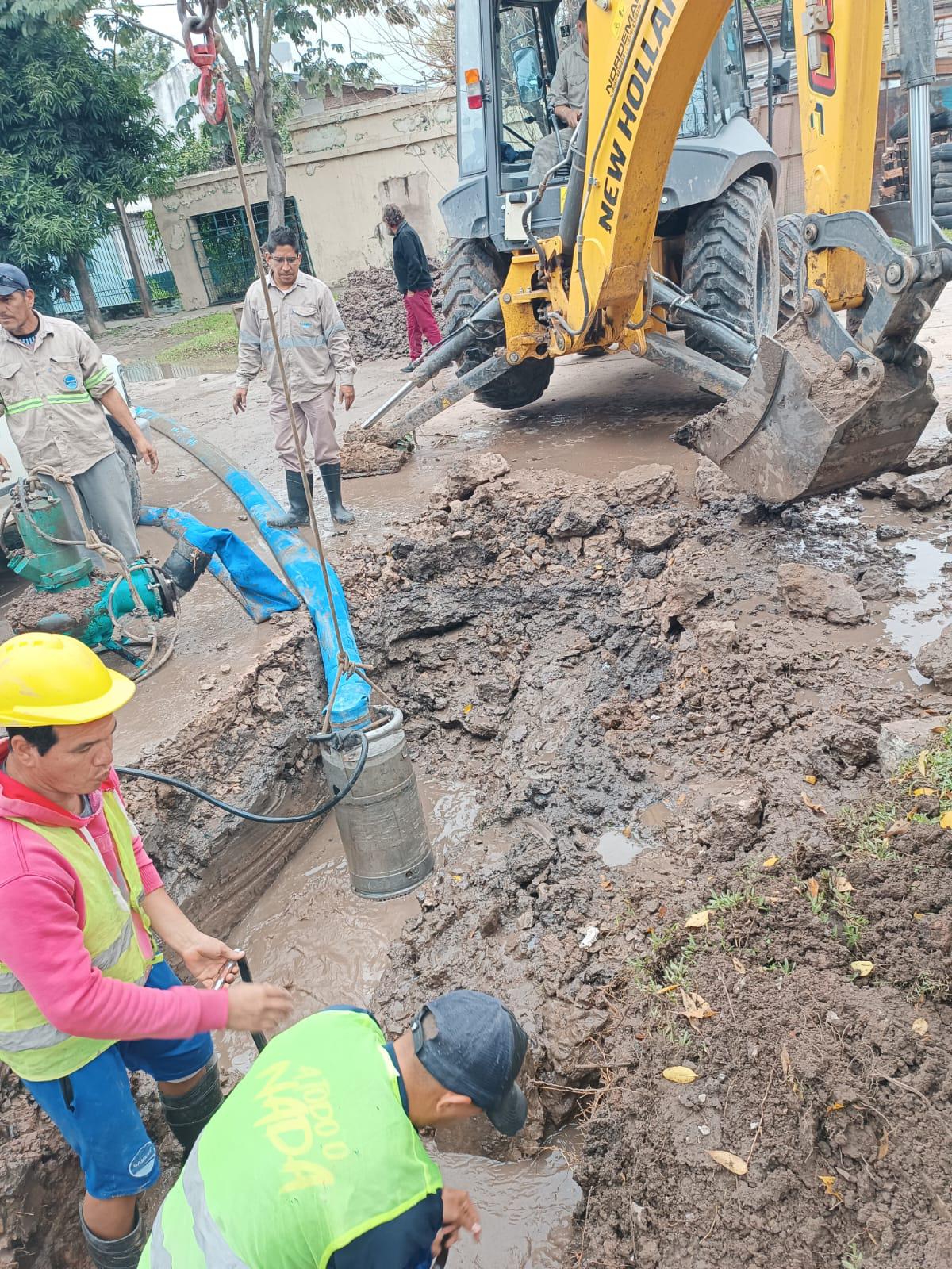 SAMEEP REPARÓ LA ROTURA DE CAÑERÍA QUE AFECTABA AL SERVICIO DE AGUA POTABLE EN LA LIGURIA