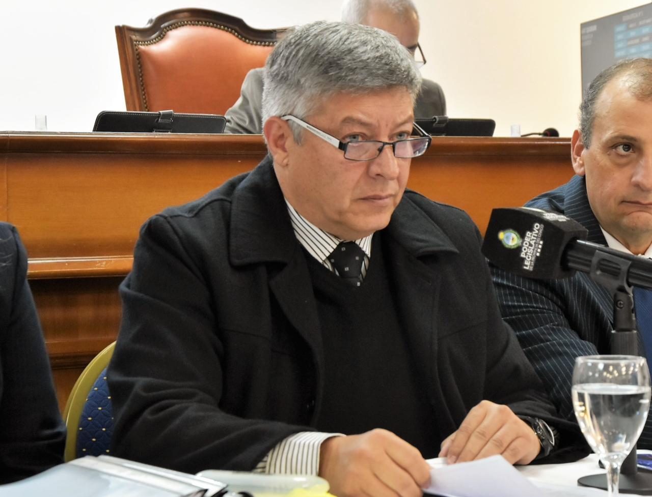 EL MINISTRO HUGO MATKOVICH RESPONDIÓ CON CLARIDAD Y CONTUNDENCIA ANTE LA LEGISLATURA