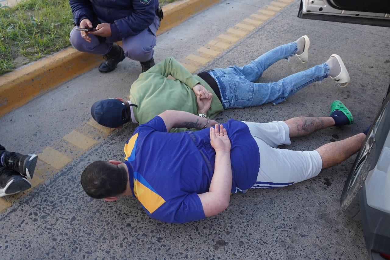 AGENTES DEL SERVICIO EXTERNO DE LA ZONA SUR ATRAPARON A “CURUCHO TORRES” Y “PITALA”