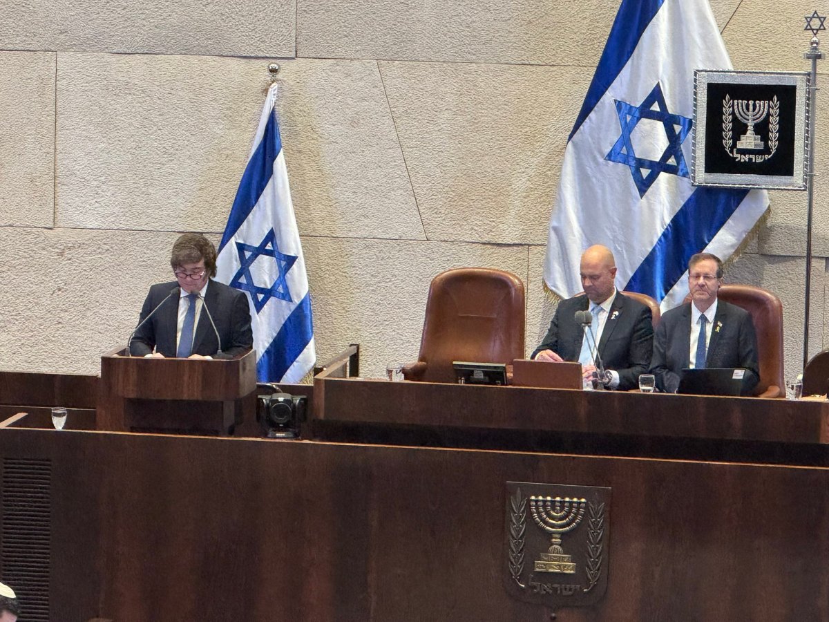 Ovacionado en el parlamento israelí: Javier Milei confirmó que mudará la embajada a Jerusalén