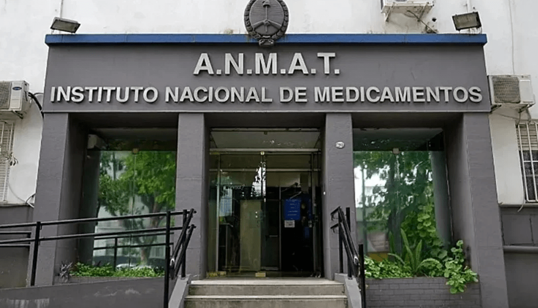 Anmat prohibió la venta de productos cosméticos: de cuáles se trata