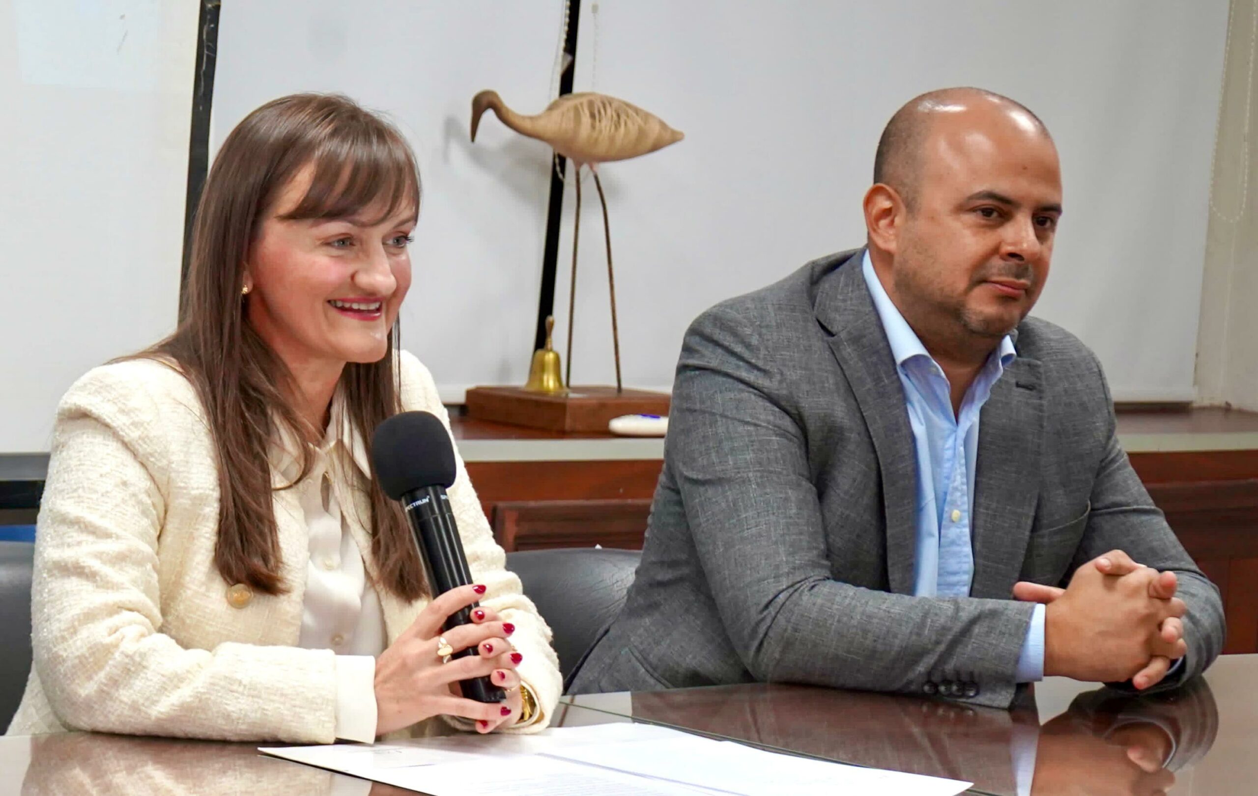 LA VICEGOBERNADORA SCHNEIDER ACOMPAÑÓ EL ANIVERSARIO 74 DE LA FECHACO