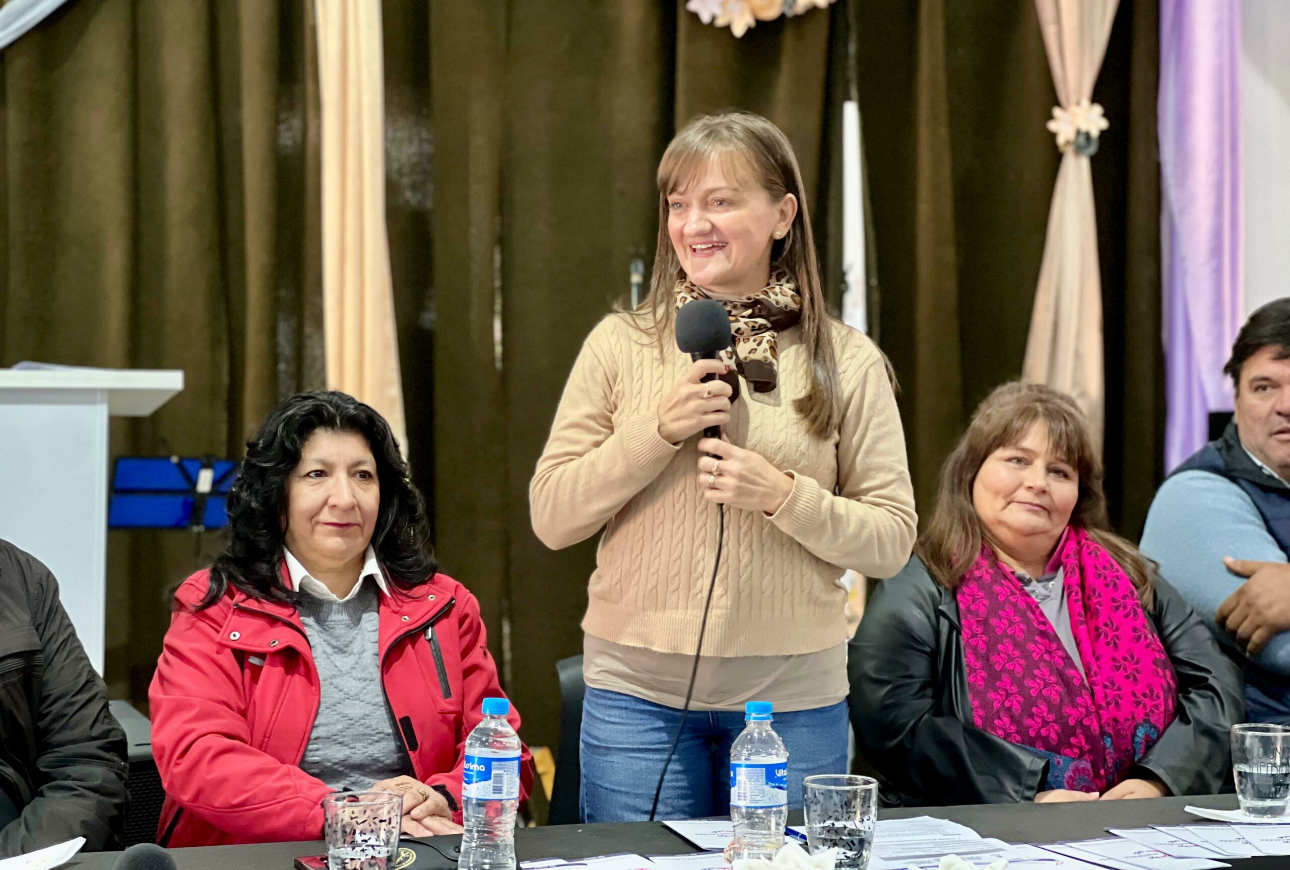 VILLA BERTHET: LA VICEGOBERNADORA SCHNEIDER LIDERA ACCIONES PREVENTIVAS A TRAVÉS DEL PROGRAMA “FORTALEZA”
