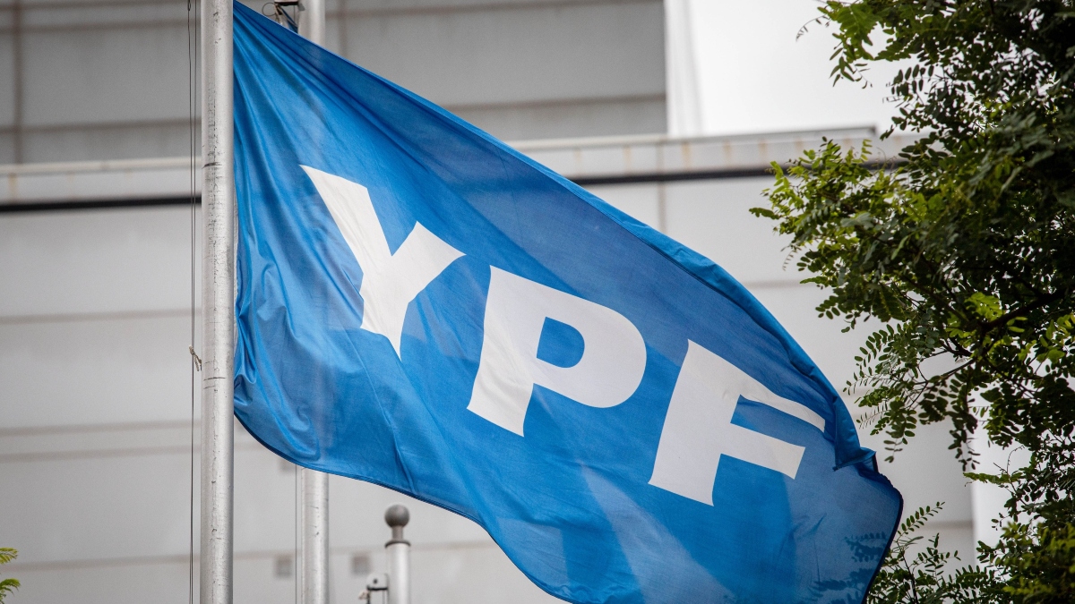 El Gobierno le pidió a la Justicia de Estados Unidos frenar el fallo por la expropiación de YPF