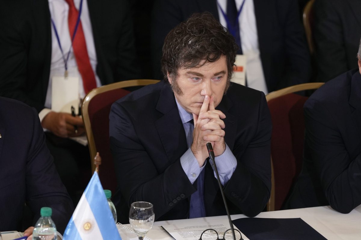 Milei criticó a los gobernadores por subir impuestos y dijo que la motosierra “solo se aplicó en la Nación”