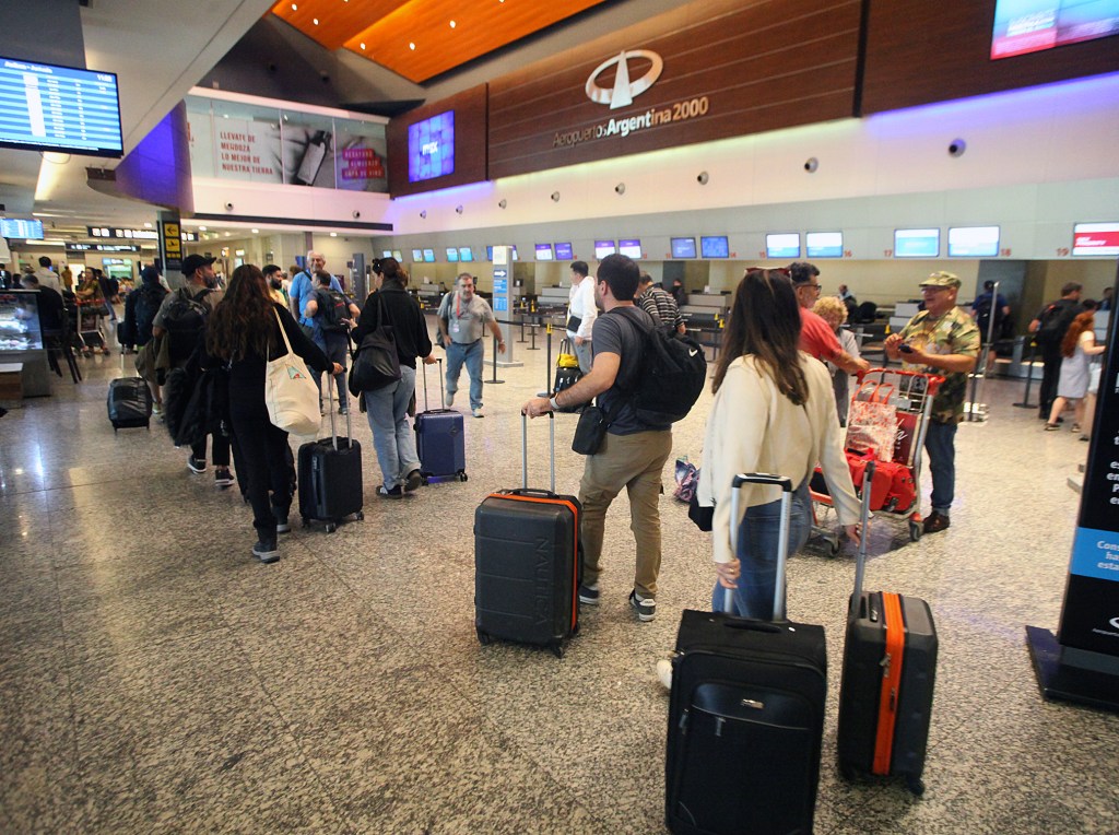 Pilotos ratificaron el paro del próximo sábado