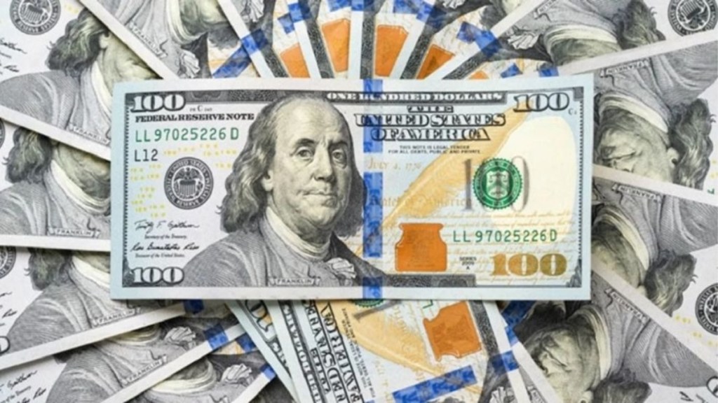 Bajó el dólar: a cuánto cotizan el oficial y el blue
