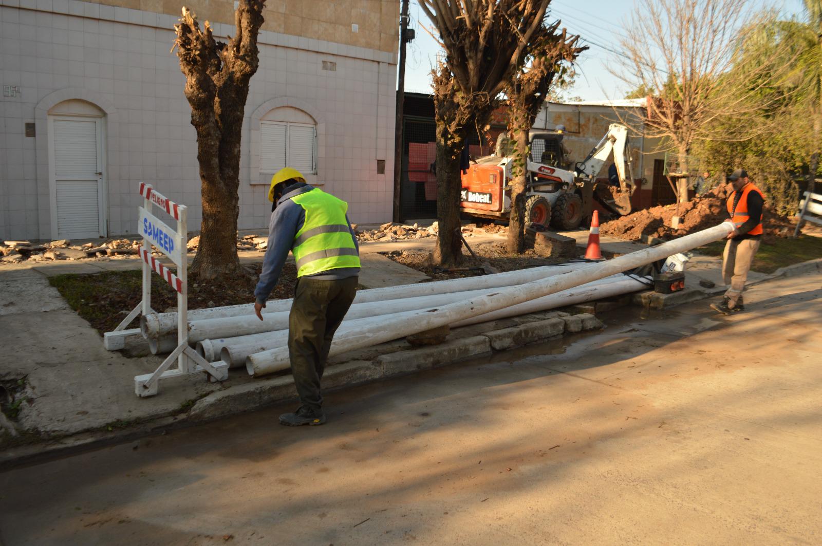 SANEAMIENTO INTEGRAL: SAMEEP AVANZA CON NUEVAS CONEXIONES DE CLOACAS EN VILLA PROSPERIDAD