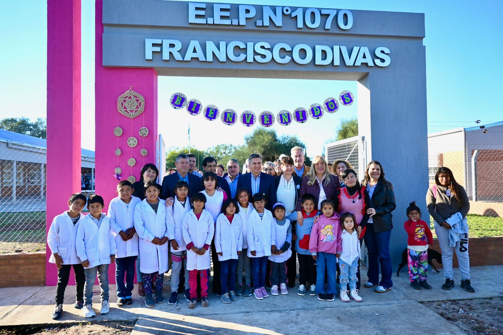 EL ESPINILLO: EL GOBERNADOR ZDERO HABILITÓ EL NUEVO EDIFICIO DE LA EEP N° 1070 Y EL SISTEMA DE CONECTIVIDAD STARLINK PARA 11 ESTABLECIMIENTOS DE LA ZONA
