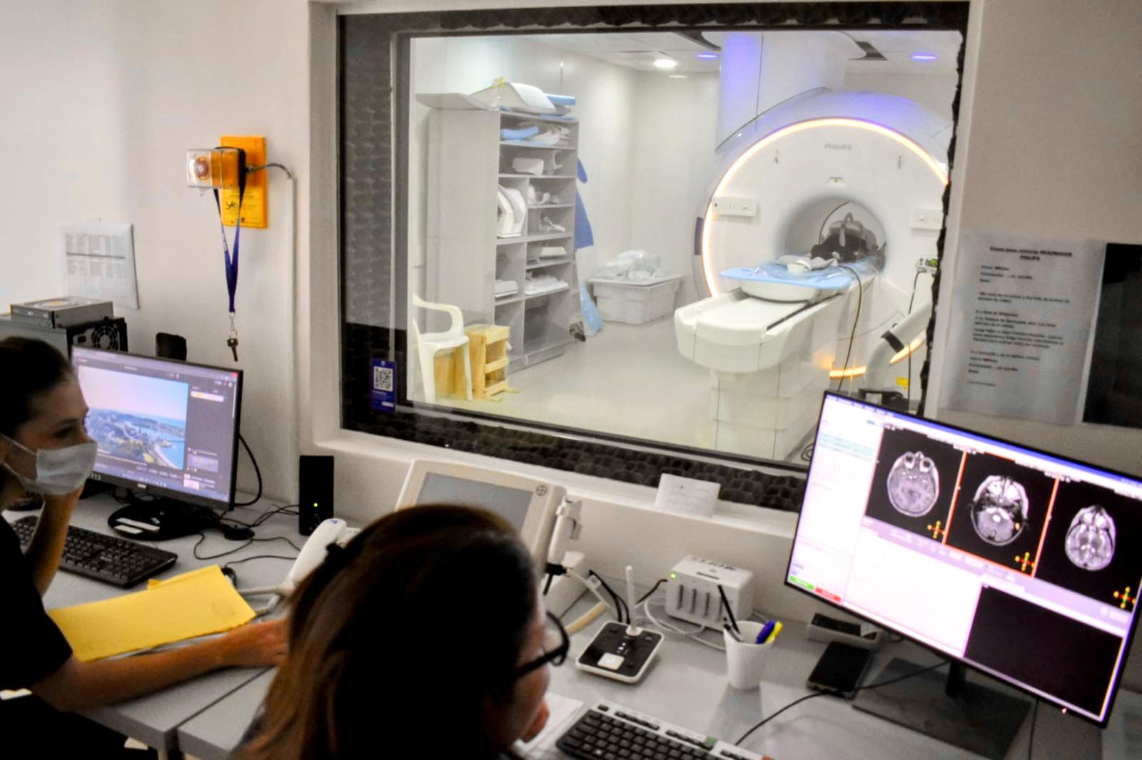 HISTÓRICO EN SALUD: EL NUEVO RESONADOR MAGNÉTICO DEL PEDIÁTRICO YA REALIZÓ MÁS DE 300 RESONANCIAS EN SOLO 2 MESES
